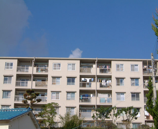 中古分譲マンション　上高丸住宅D棟　301号
